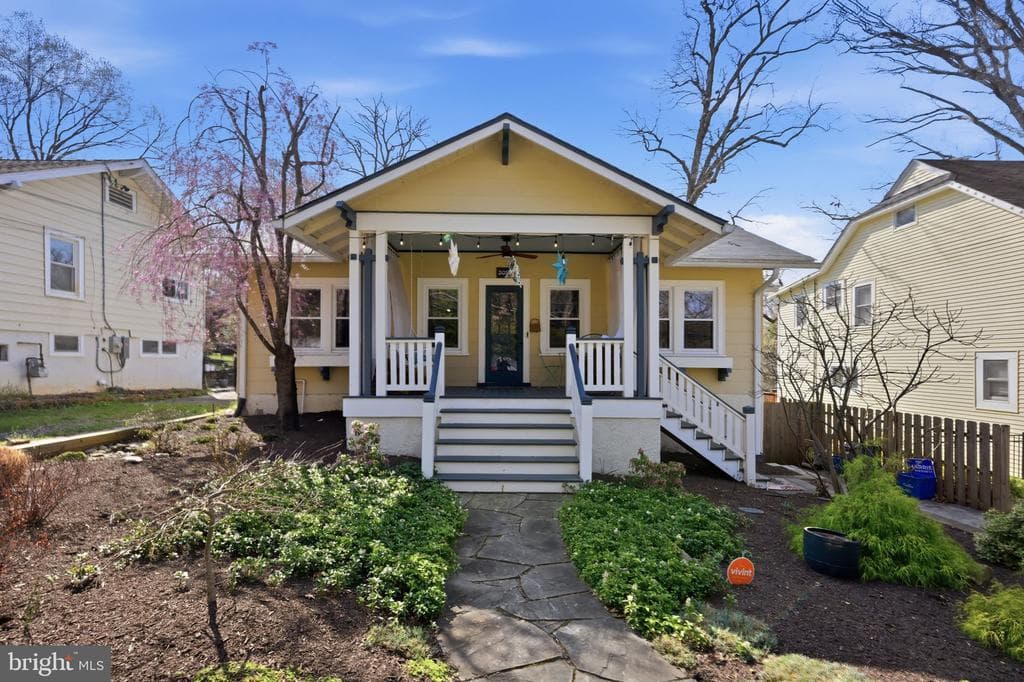 309 Elm Avenue photo 1