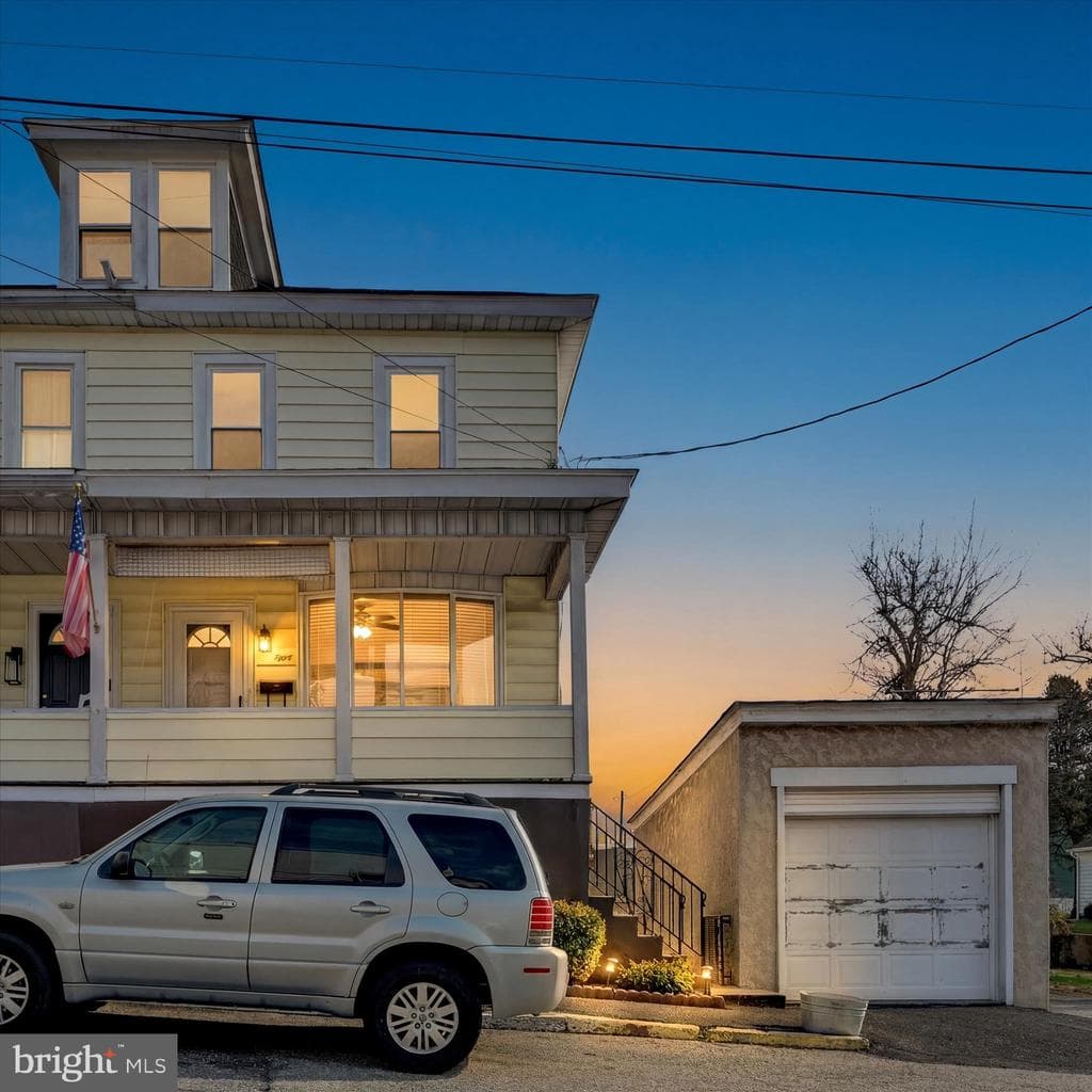 8 N Wolfe Street photo 1