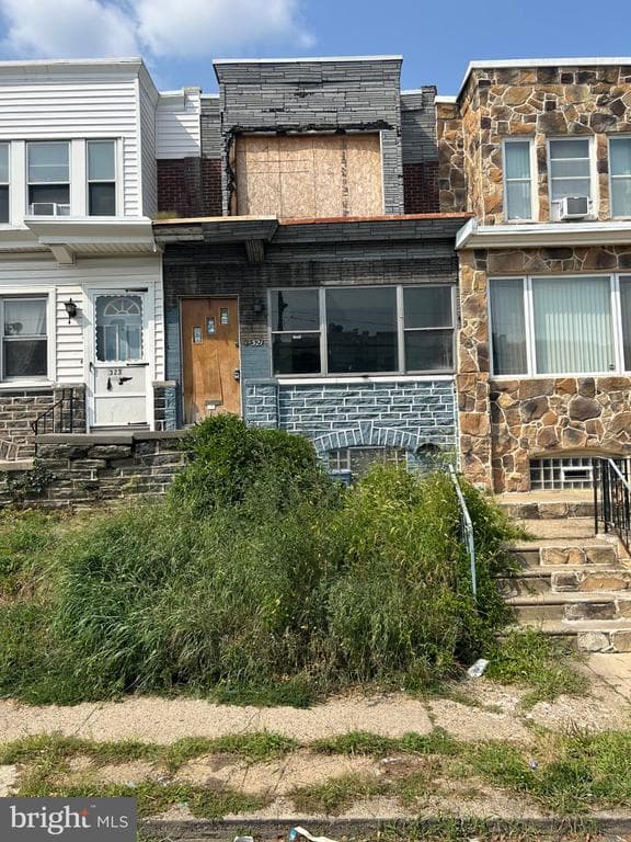 321 W Fisher Avenue photo 1