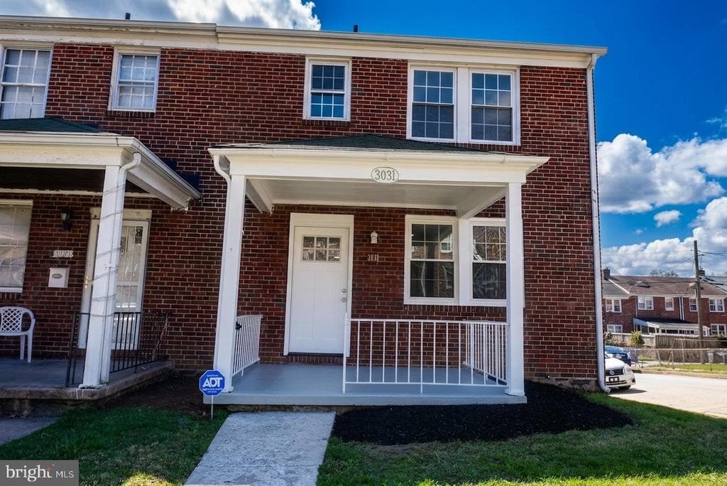 3031 Hanlon Avenue photo 1