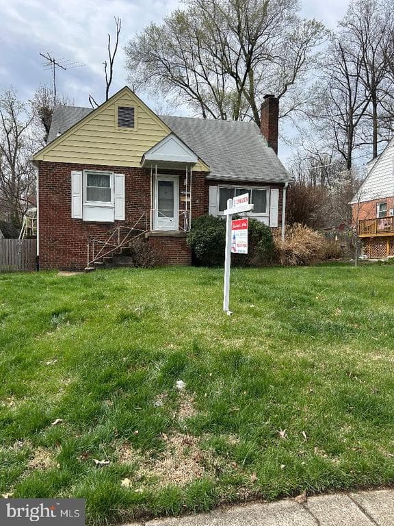 1021 Poplar Drive photo 1