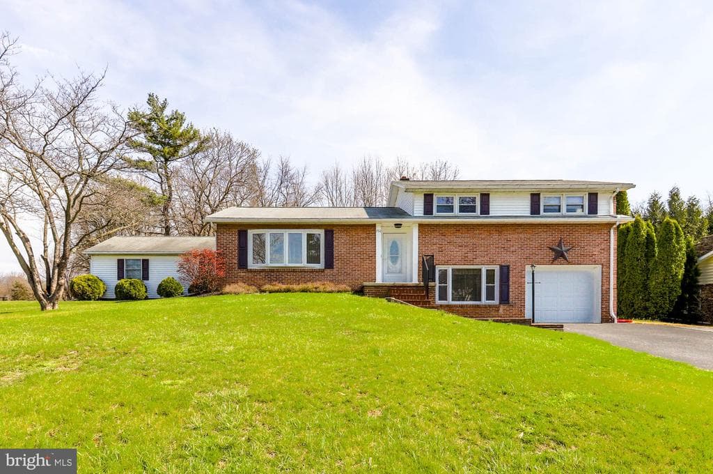 750 Frey Road photo 1