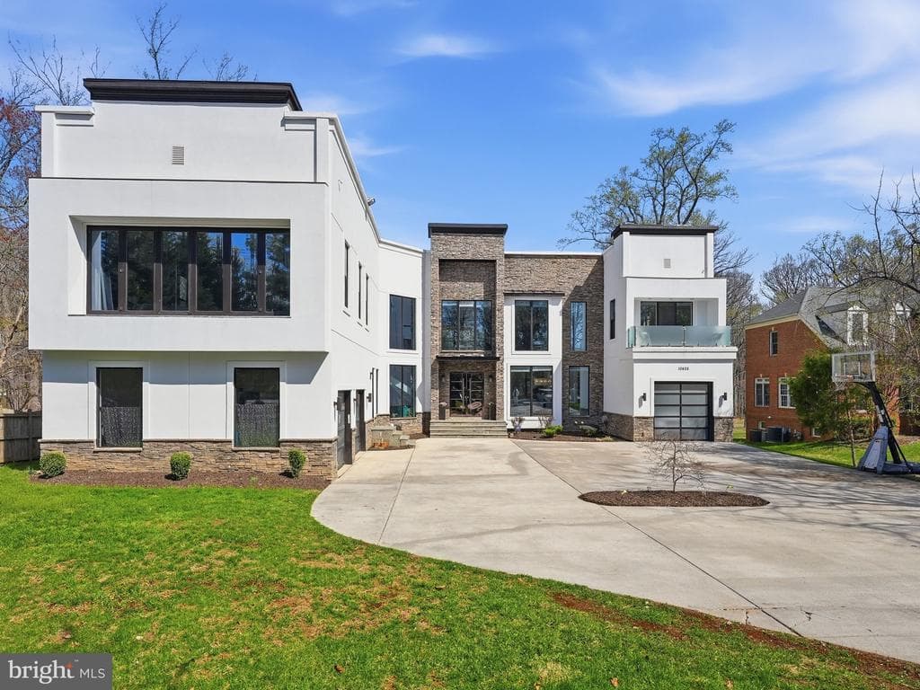 10405 Boswell Lane photo 1