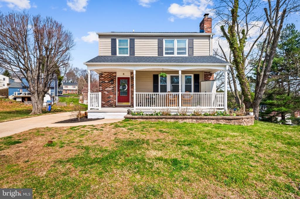 6 Three Acre Lane photo 1