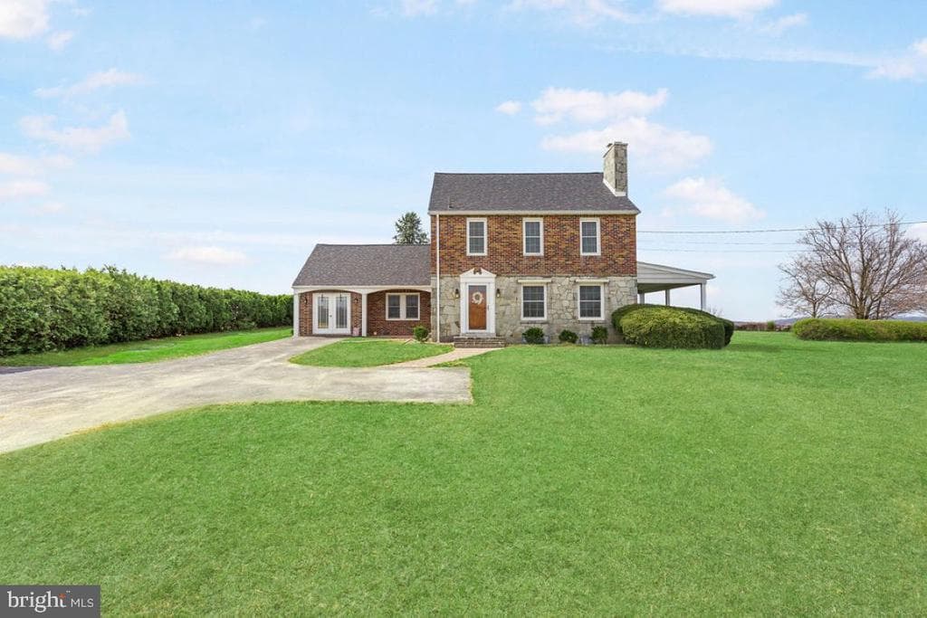1241 Grandview Road photo 1
