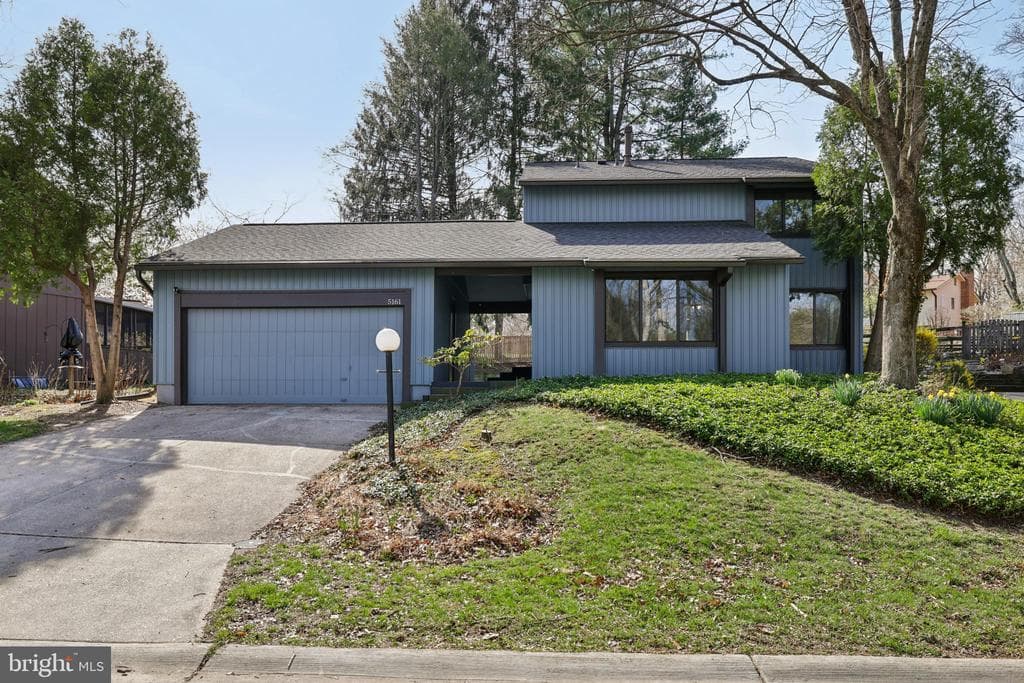 5161 Scarecrow Court photo 1