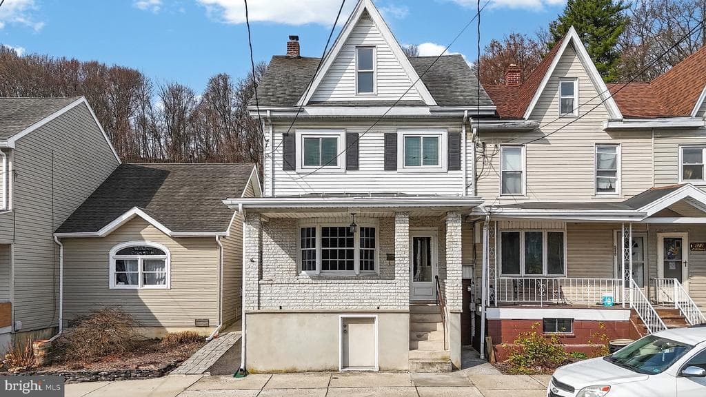 518 Washington Street photo 1