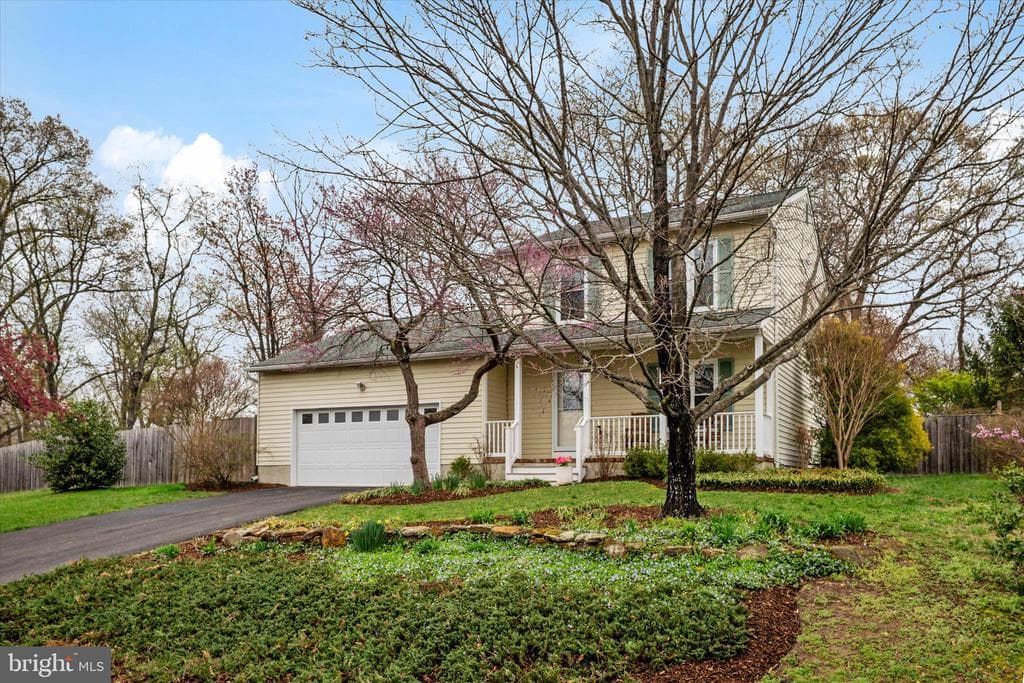 206 Armstrong Lane photo 1