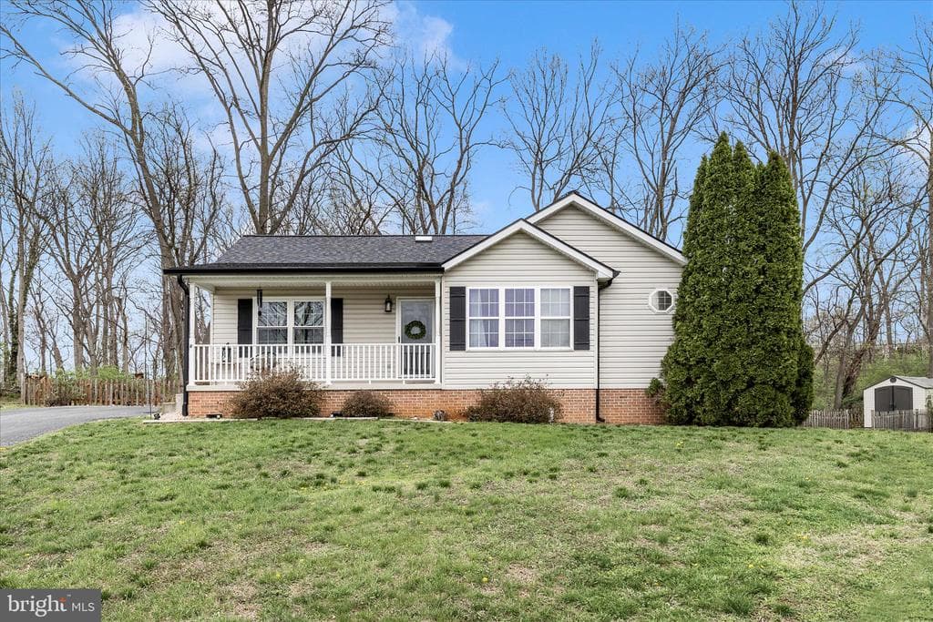 17006 Newcastle Court photo 1