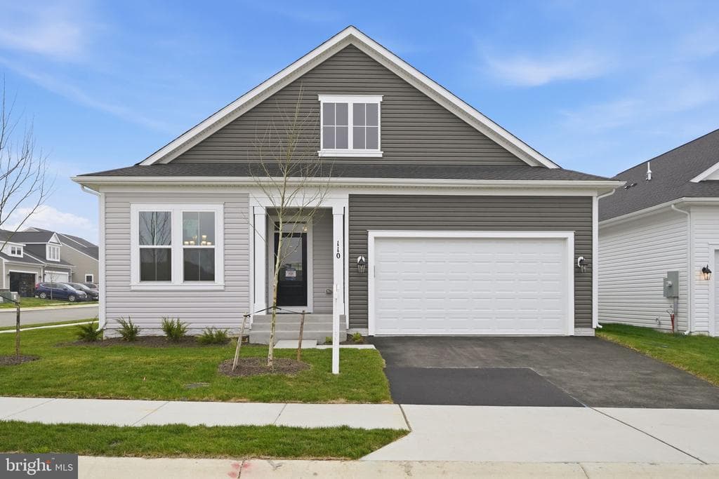110 Lawford Way photo 1