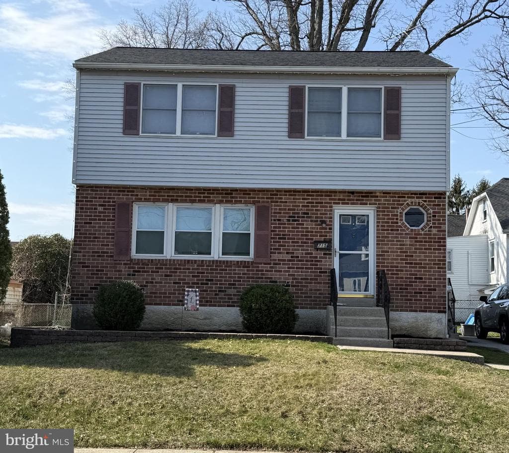 715 Swarthmore Avenue photo 1