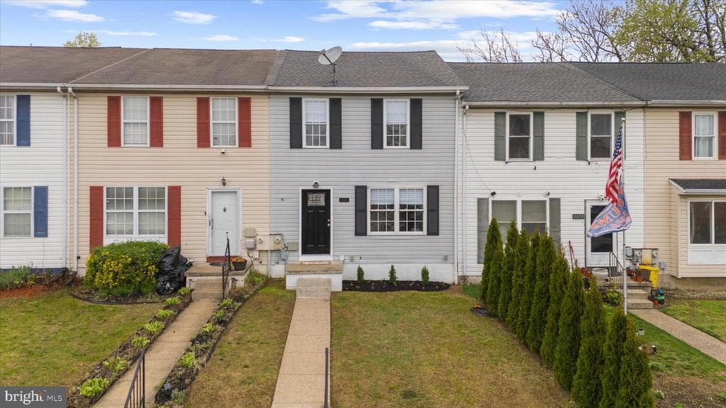 1326 Cypress Street photo 1