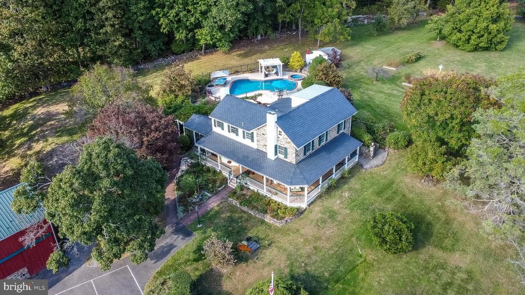 118 Wambold Road photo 1