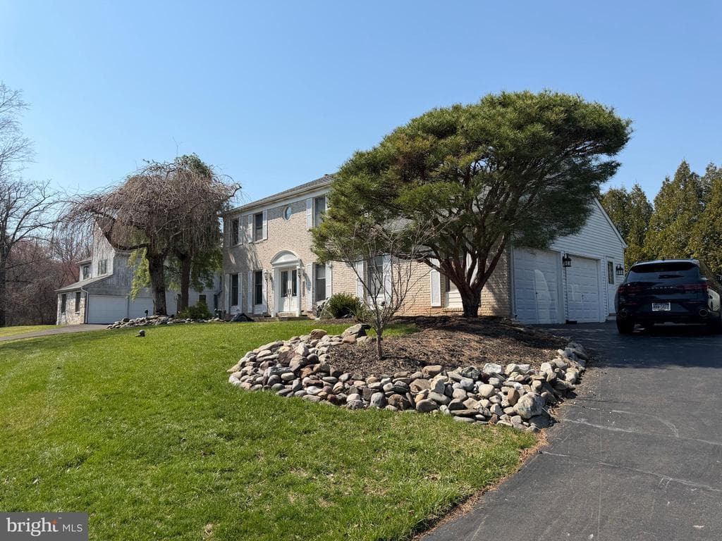 1038 Fawn Drive photo 1