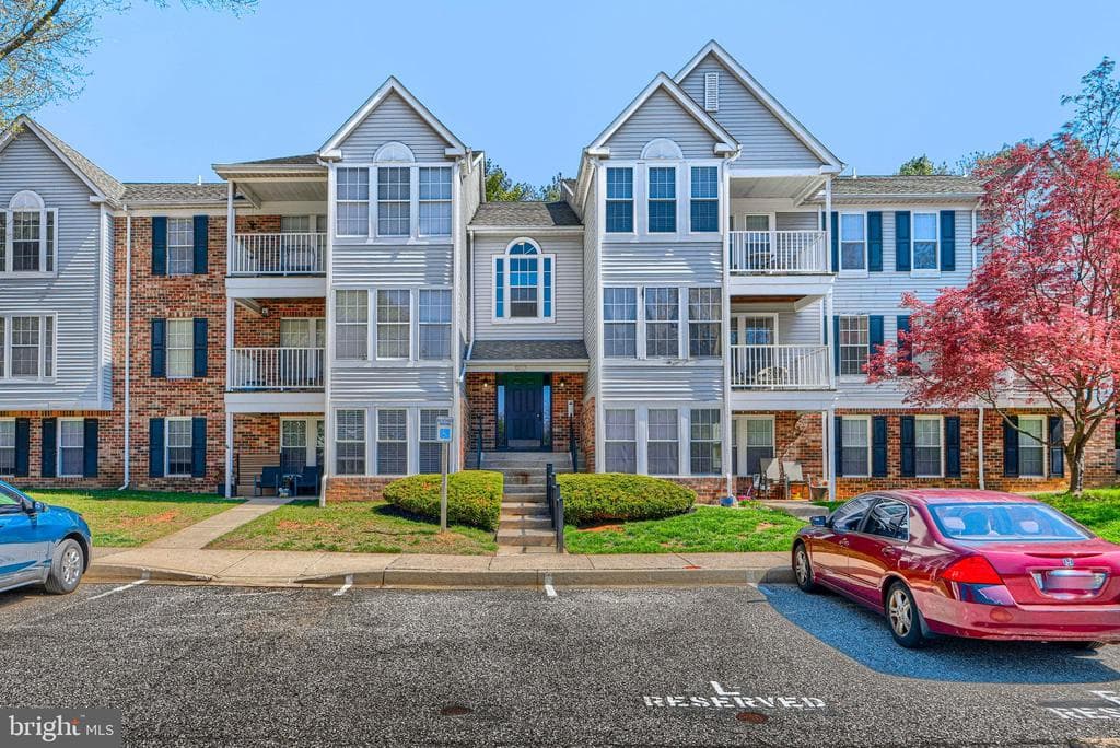 902 Jessicas Lane #902-K photo 1