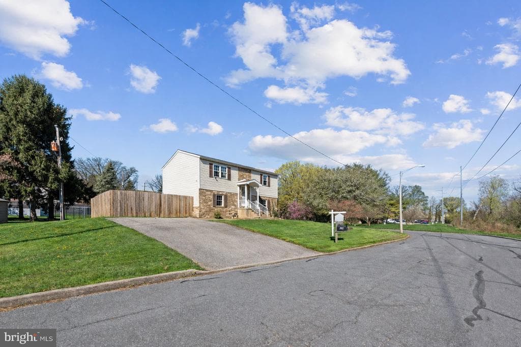 210 Wheaton Street photo 1