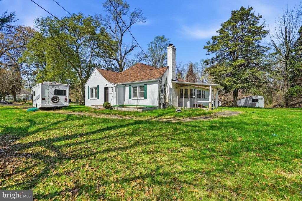 5431 Old Crain Highway photo 1