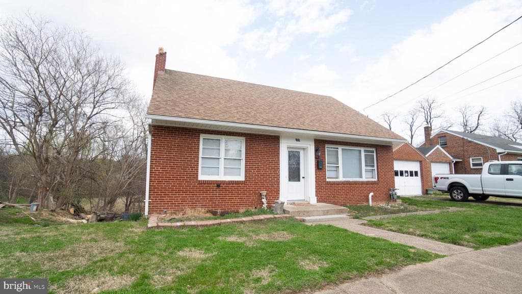 375 S 7th Street photo 1