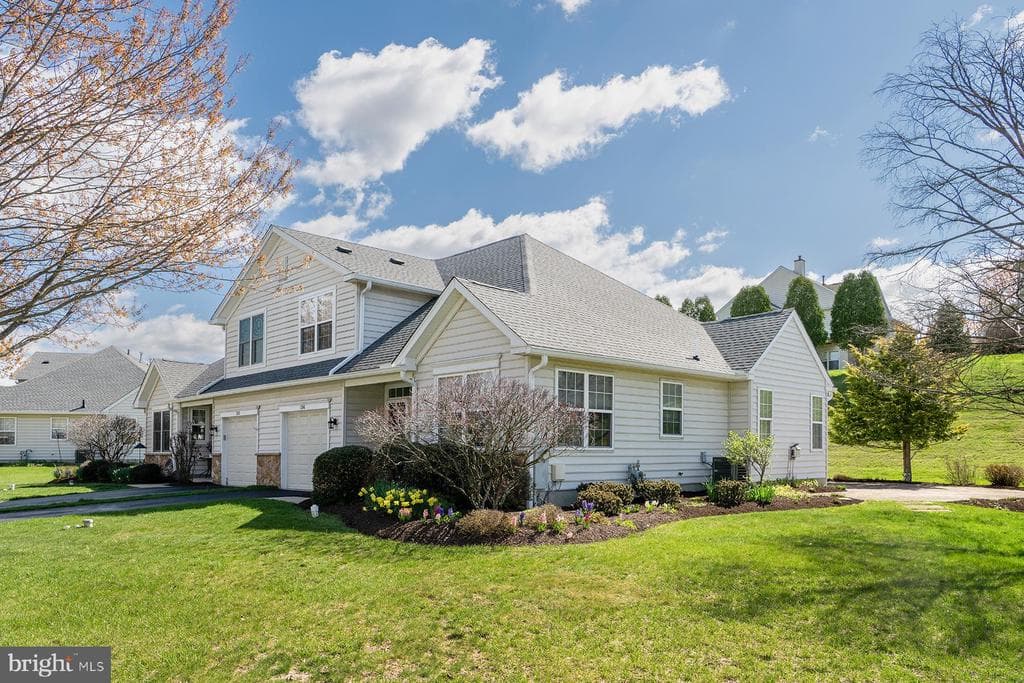 136 Haslan Lane photo 1