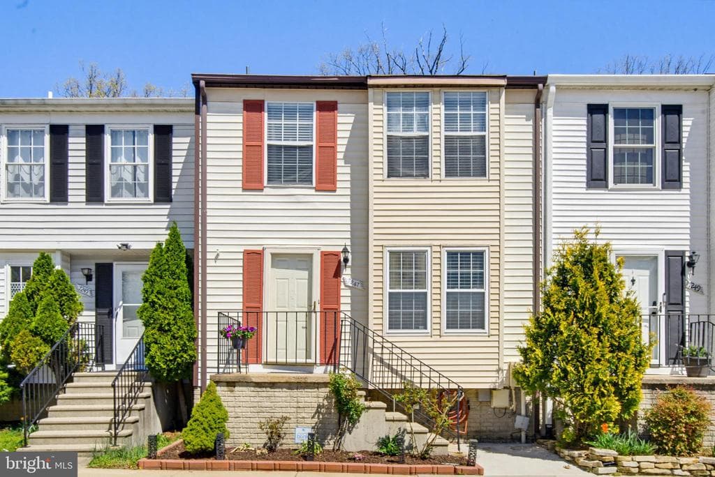 7247 Procopio Circle photo 1