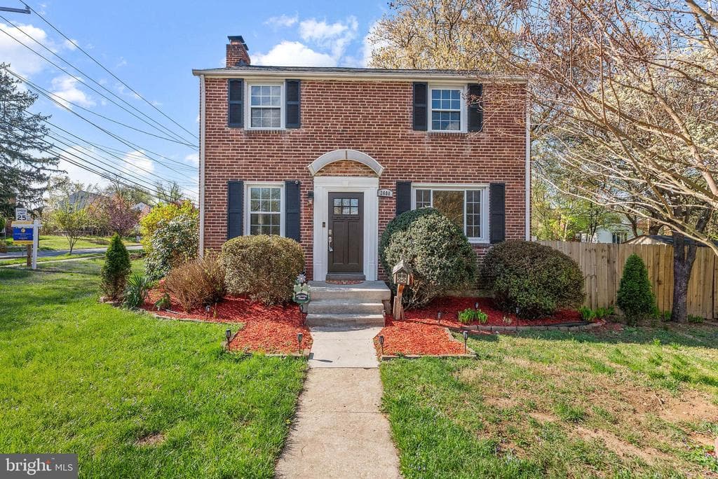 2600 Arcola Avenue photo 1