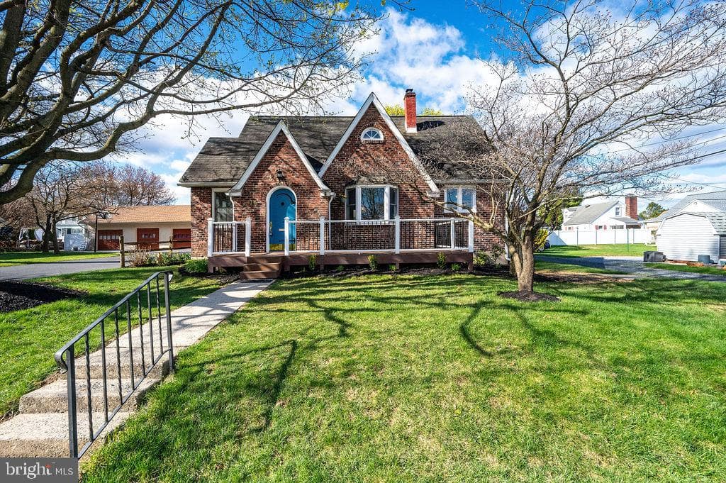116 Gold Street photo 1
