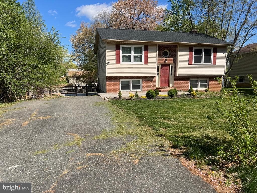 12 Mclaughlin Street photo 1