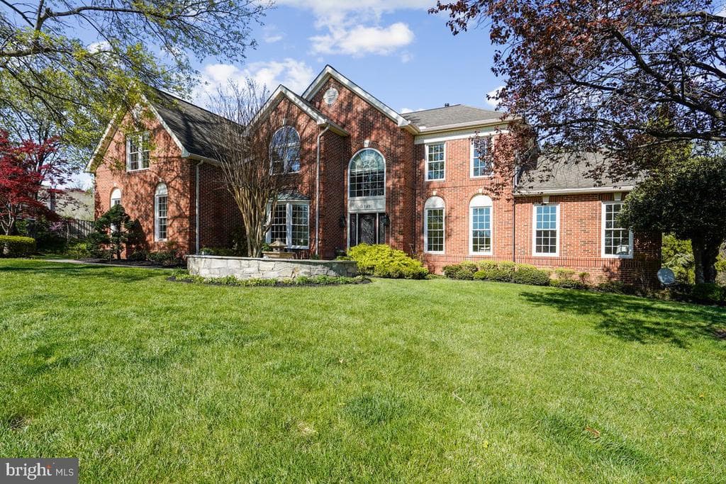 1703 Raleigh Hill Road photo 1