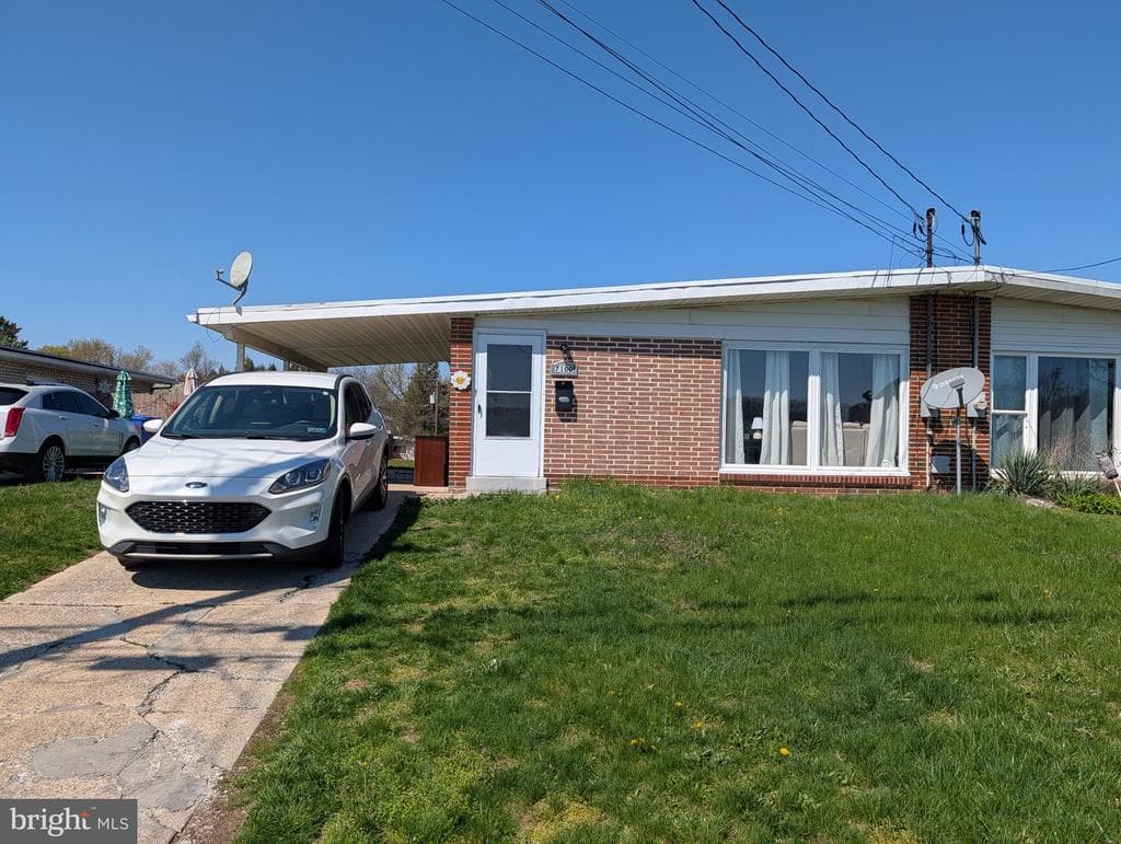 7100 Clearfield Street photo 1
