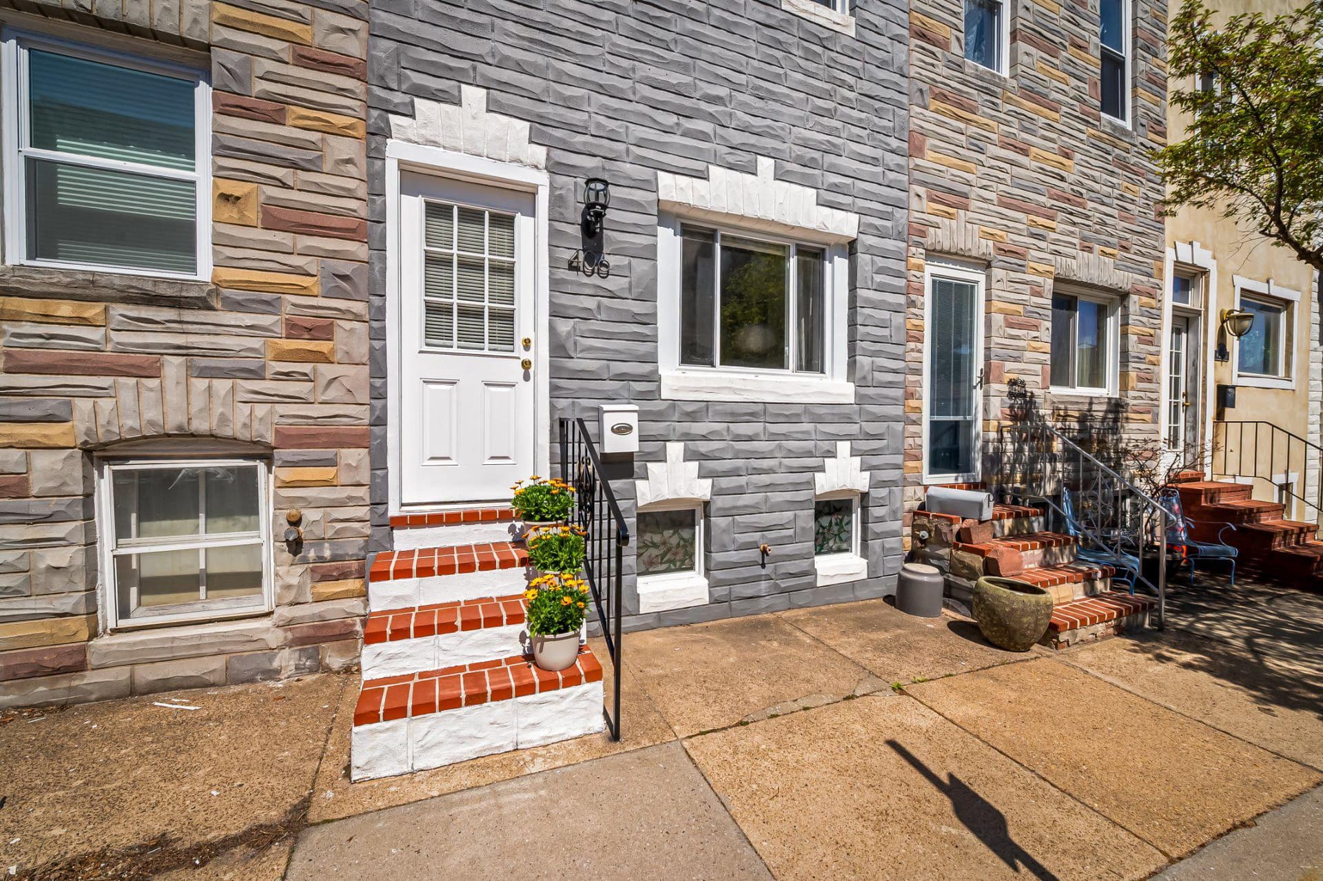 406 W 23rd Street photo 1