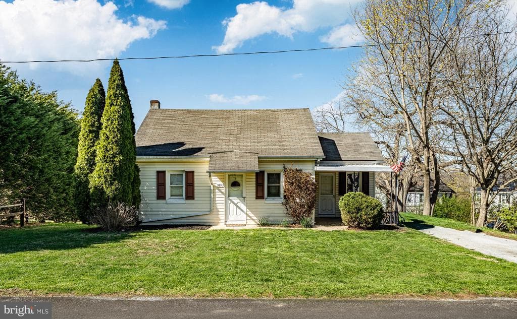 3813 Norwood Avenue photo 1