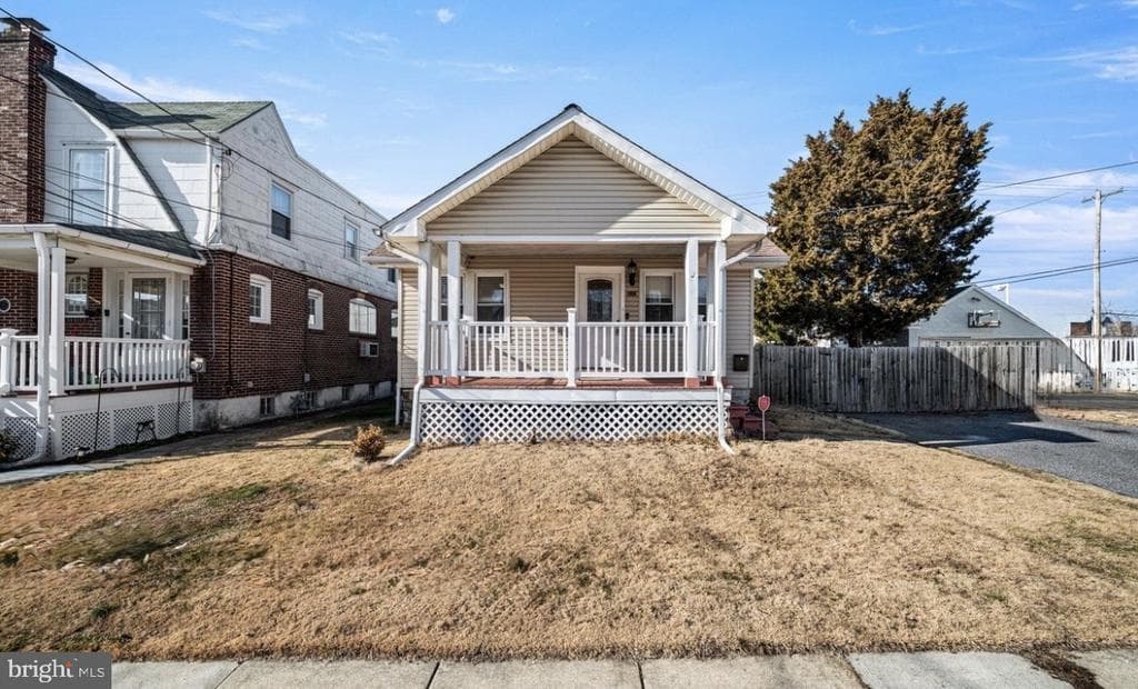 1401 Grant Avenue photo 1