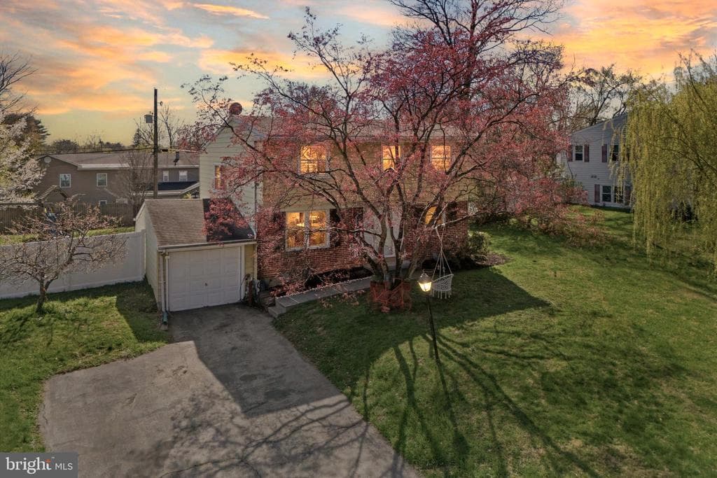 1590 Daws Road photo 1