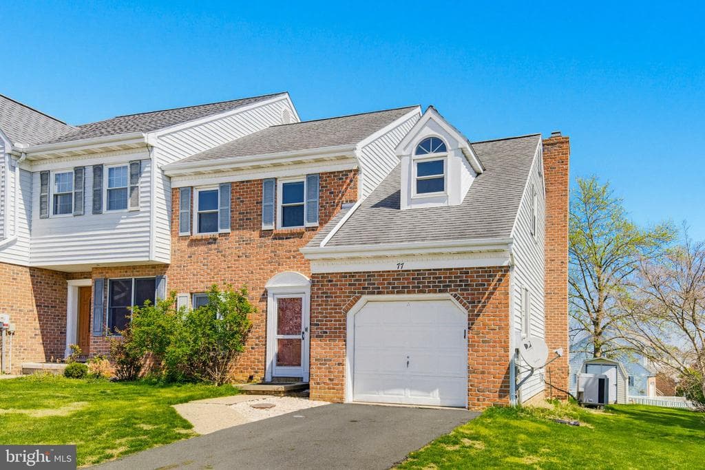 77 Rockford Road photo 1