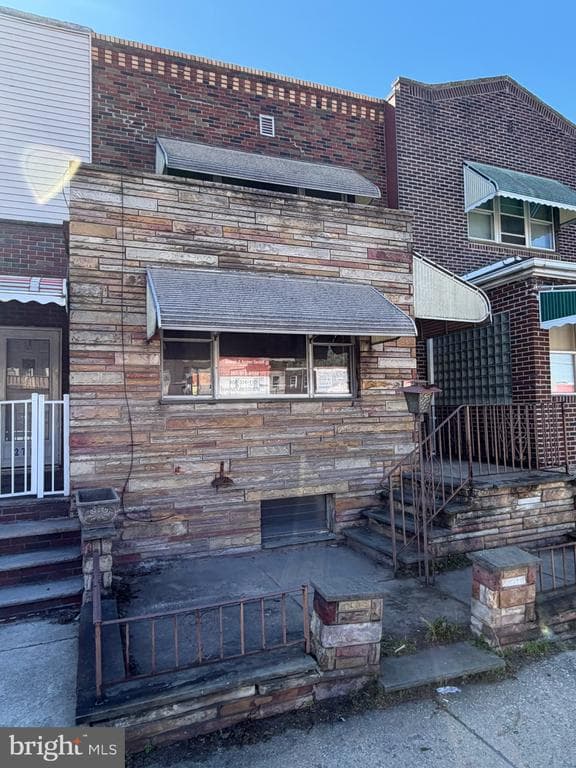 2716 S 10th Street photo 1