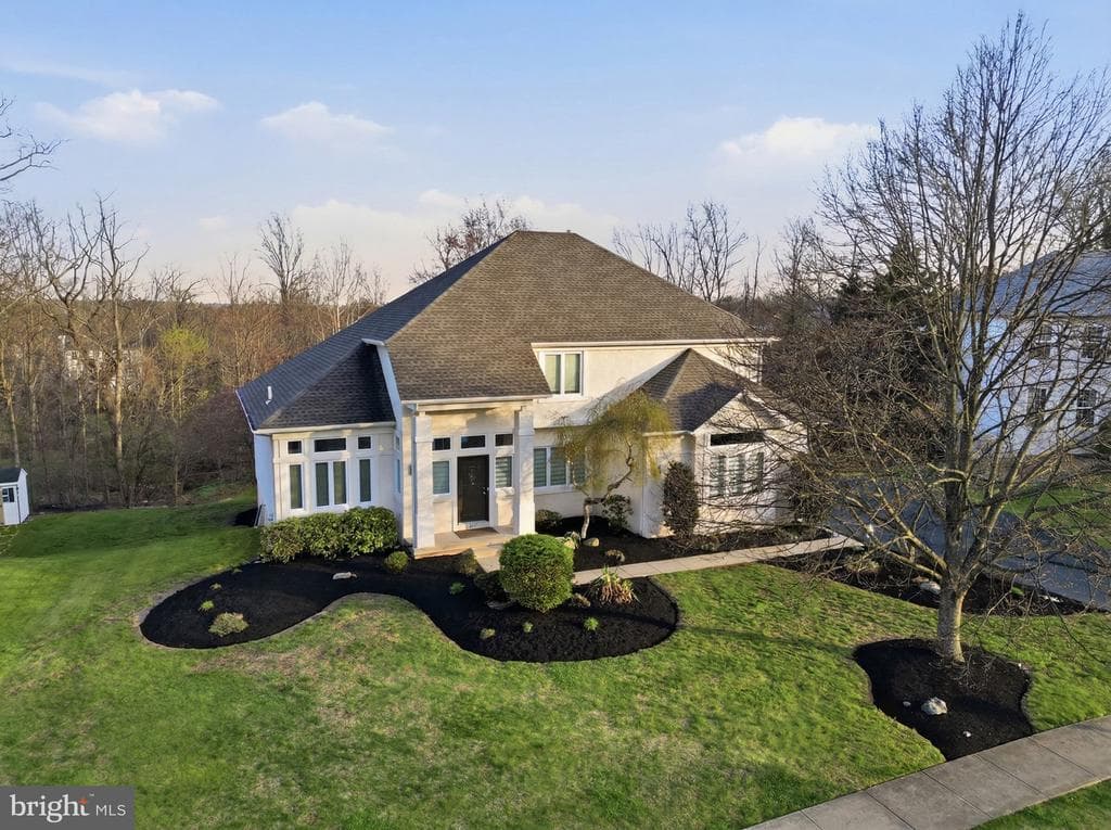 1035 Hickory Ridge Drive photo 1