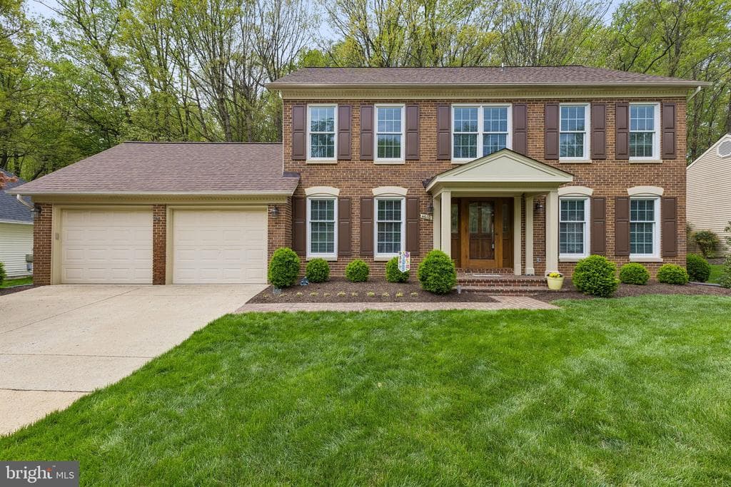 4610 Tapestry Drive photo 1