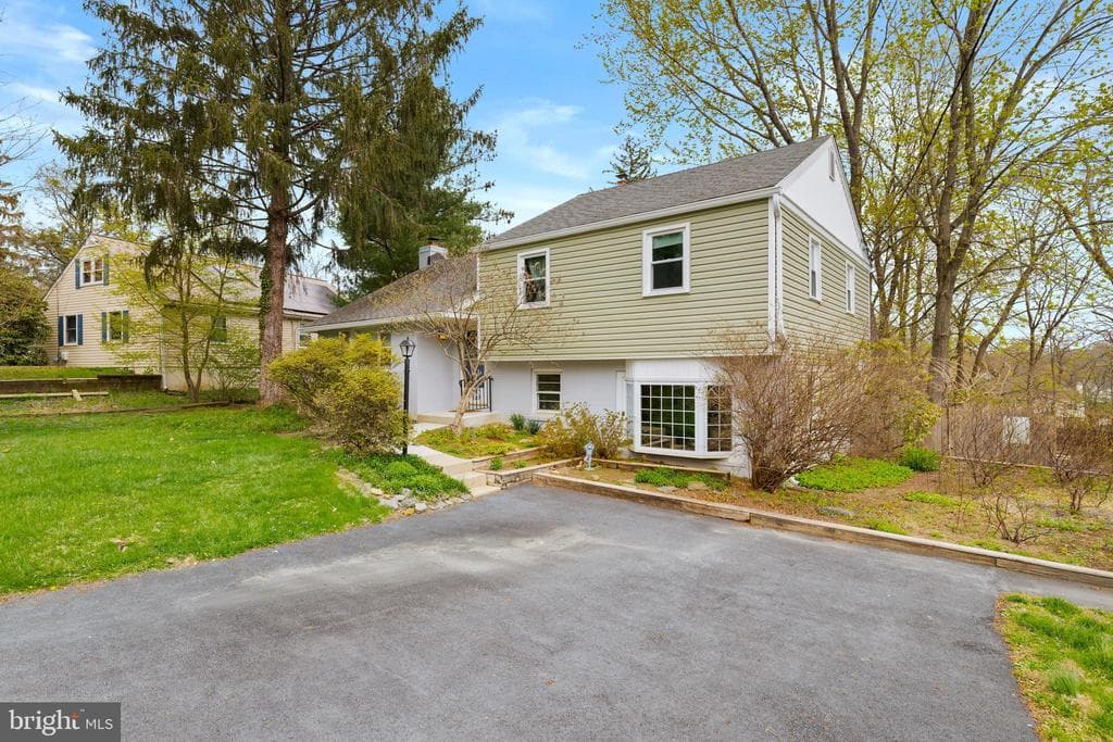 137 Waterloo Avenue photo 1