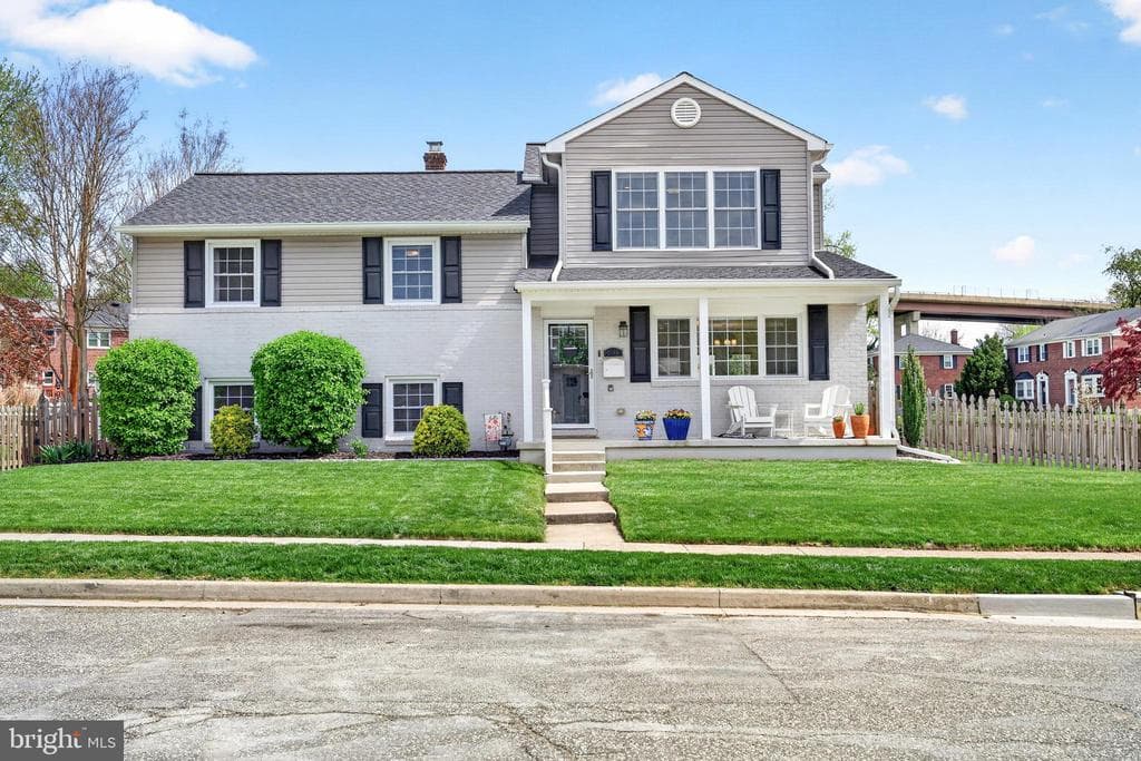 8201 Boman Court photo 1