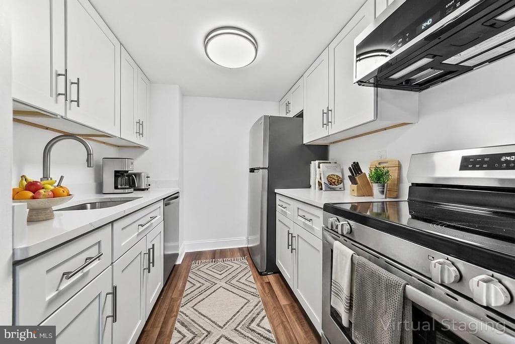 800 Avondale Road #5q photo 1