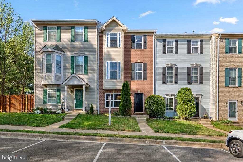 1304 Hill Born Drive photo 1