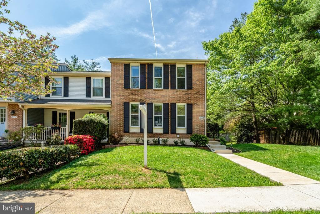 9118 Tiffany Park Court photo 1