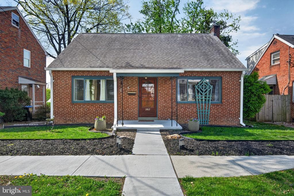 2817 Boas Street photo 1