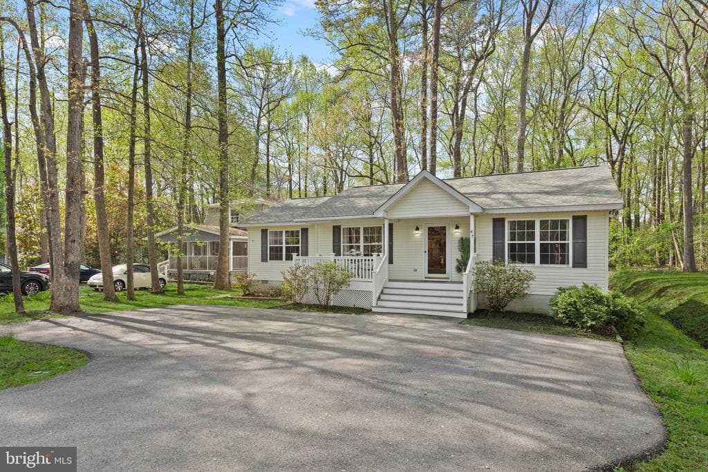 47 Seafarer Lane photo 1