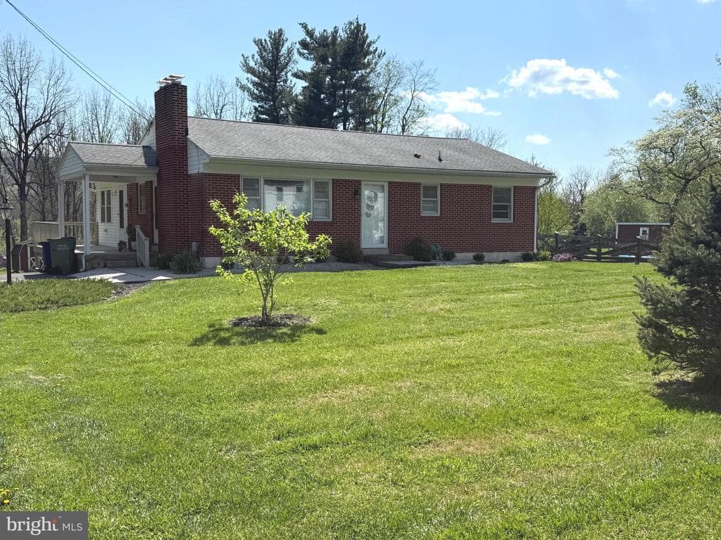 1239 York Road photo 1
