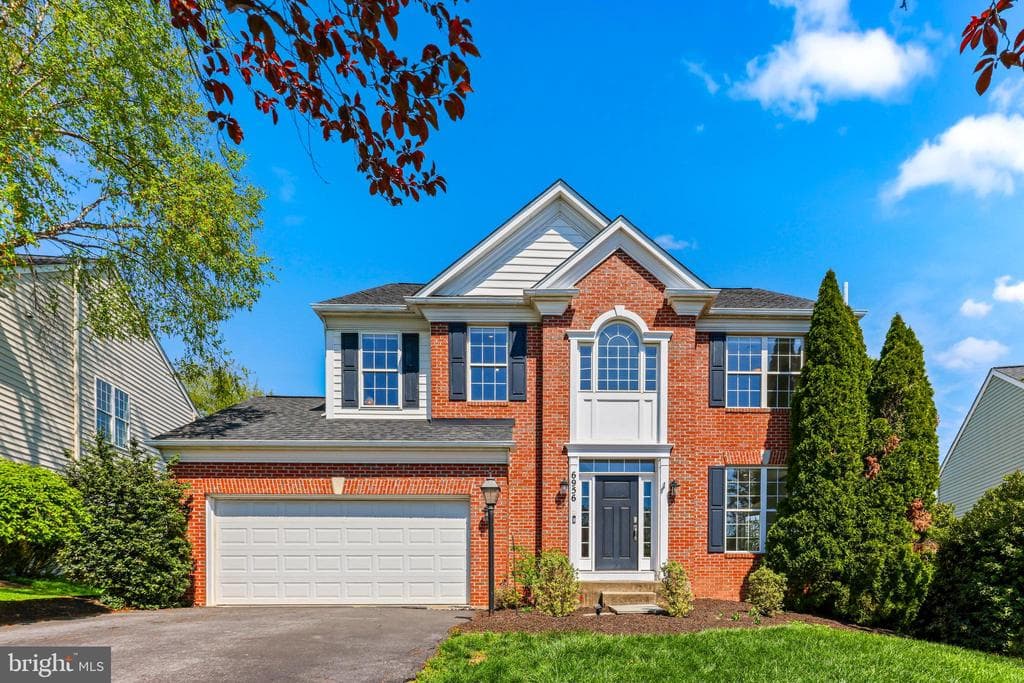 6956 Fair Lane photo 1