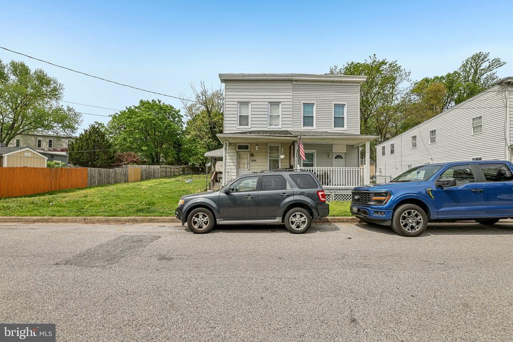 8434 Commercial Street photo 1
