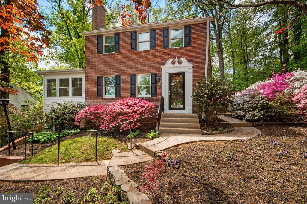 108 Denver Road photo 1