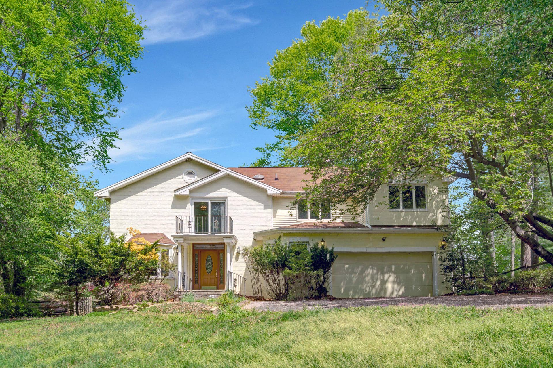 10910 Miller Road photo 1
