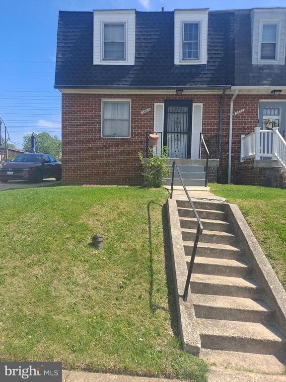 5663 Whitby Road photo 1